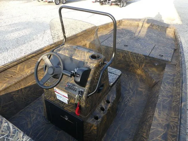 Slide: The Image of G3 Gator Tough 18 CC 2026 - 14