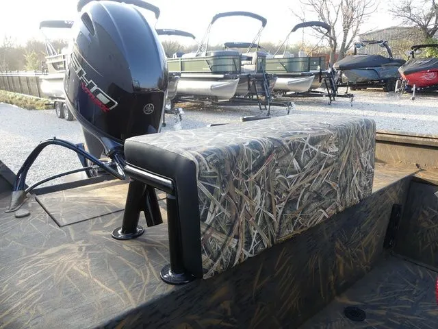 Slide: The Image of G3 Gator Tough 18 CC 2026 - 15