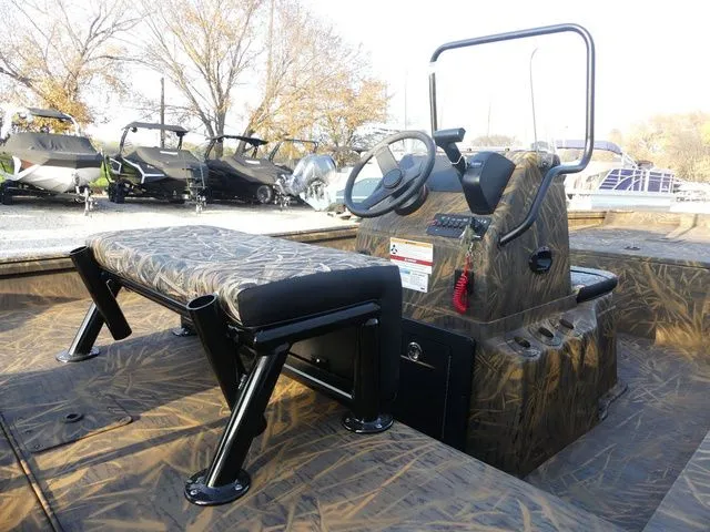 Slide: The Image of G3 Gator Tough 18 CC 2026 - 9