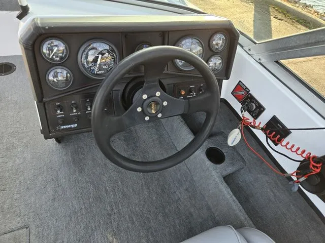 Slide: The Image of Stratos 290 SF 1998 - 15