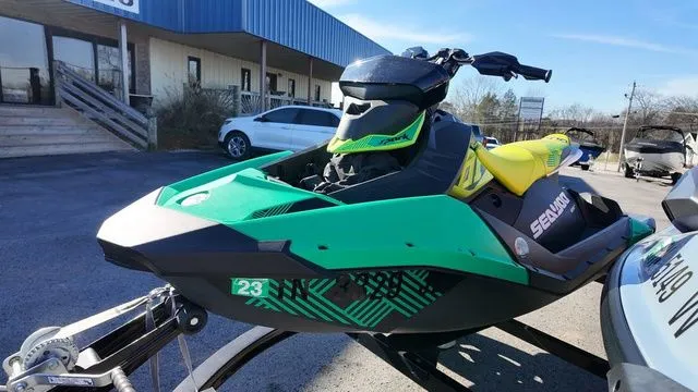 Slide: The Image of Sea-Doo Spark Trixx 2021 - 4