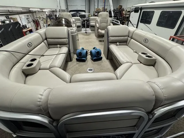 Slide: The Image of South Bay 524 RS 2013 - 10