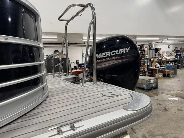 Slide: The Image of South Bay 524 RS 2013 - 6