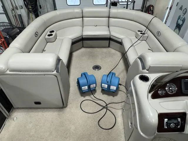 Slide: The Image of South Bay 524 RS 2013 - 9