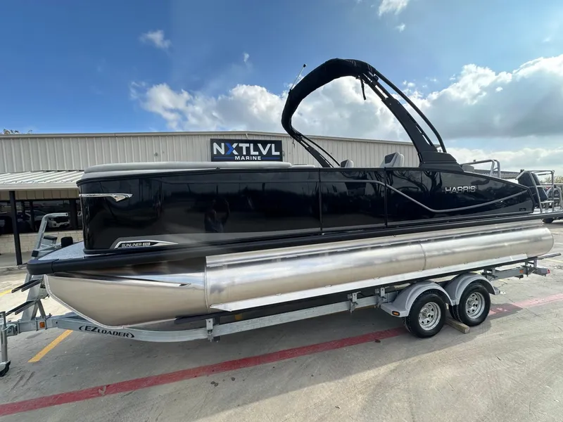 The Image of Harris Sunliner 230 2026 - 1