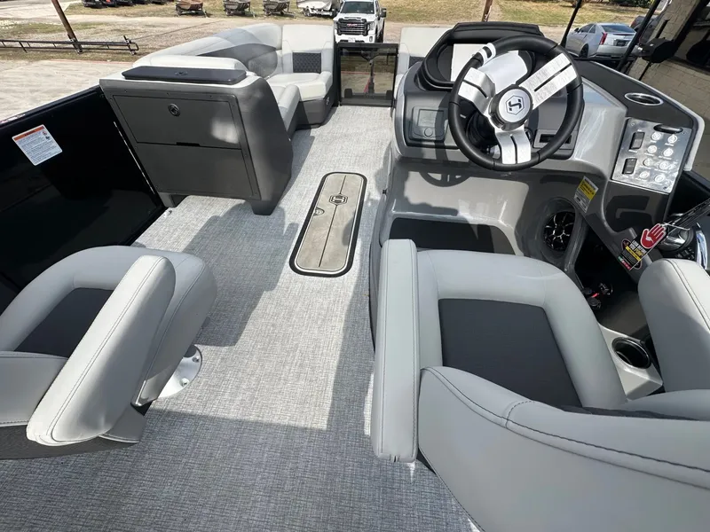 Slide: The Image of Harris Sunliner 230 2026 - 19