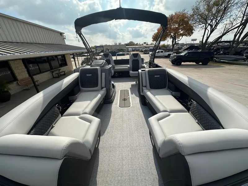 Slide: The Image of Harris Sunliner 230 2026 - 33