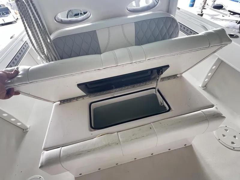 Slide: The Image of Twin Vee 260 SE 2020 - 8