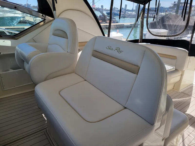 Slide: The Image of Sea Ray Sundancer 2008 - 21
