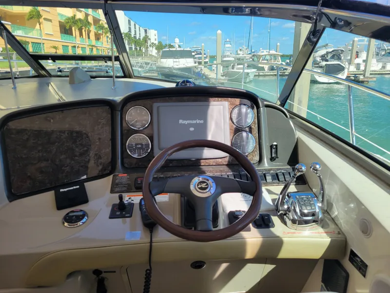 Slide: The Image of Sea Ray Sundancer 2008 - 23