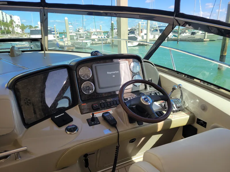 Slide: The Image of Sea Ray Sundancer 2008 - 24