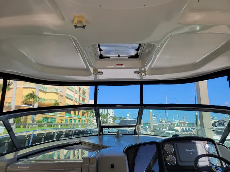 Slide: The Image of Sea Ray Sundancer 2008 - 25