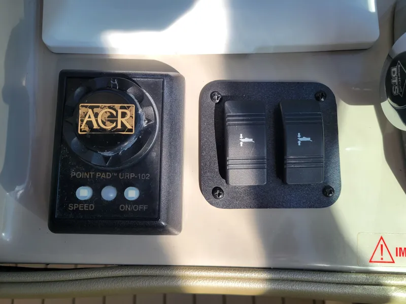 Slide: The Image of Sea Ray Sundancer 2008 - 32