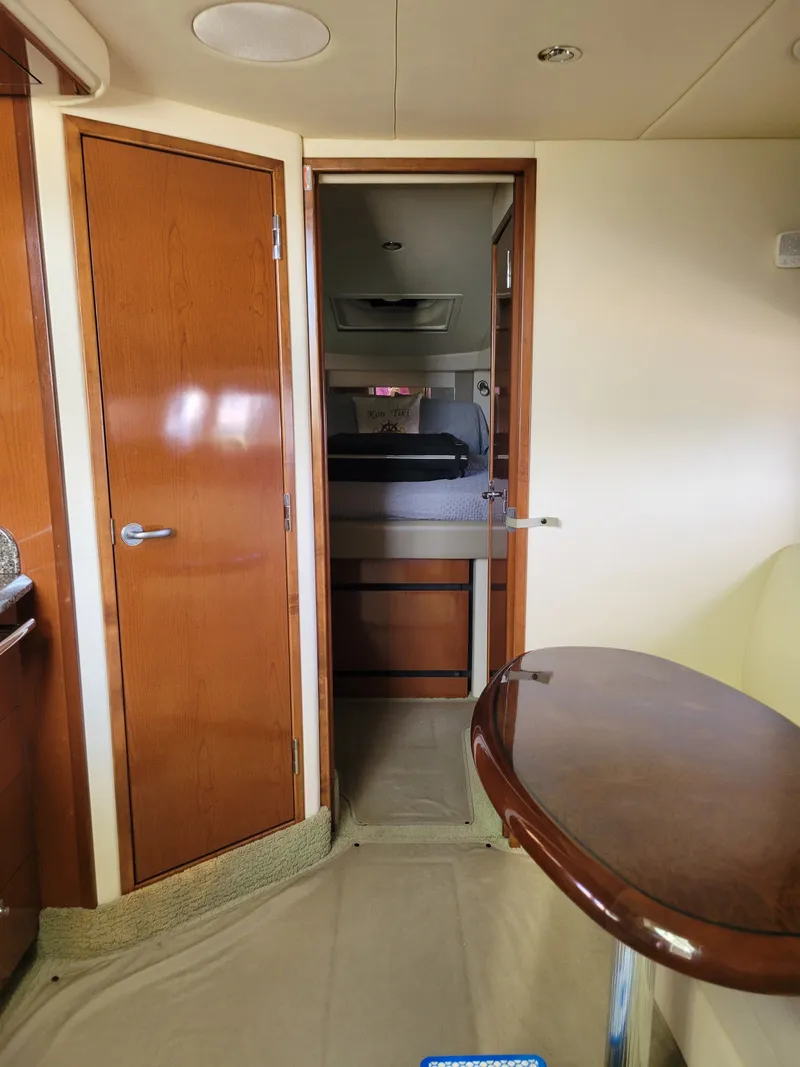 Slide: The Image of Sea Ray Sundancer 2008 - 42