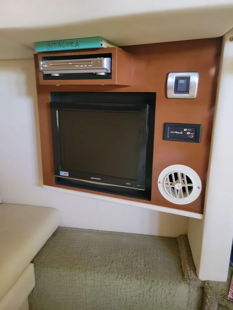 Slide: The Image of Sea Ray Sundancer 2008 - 48