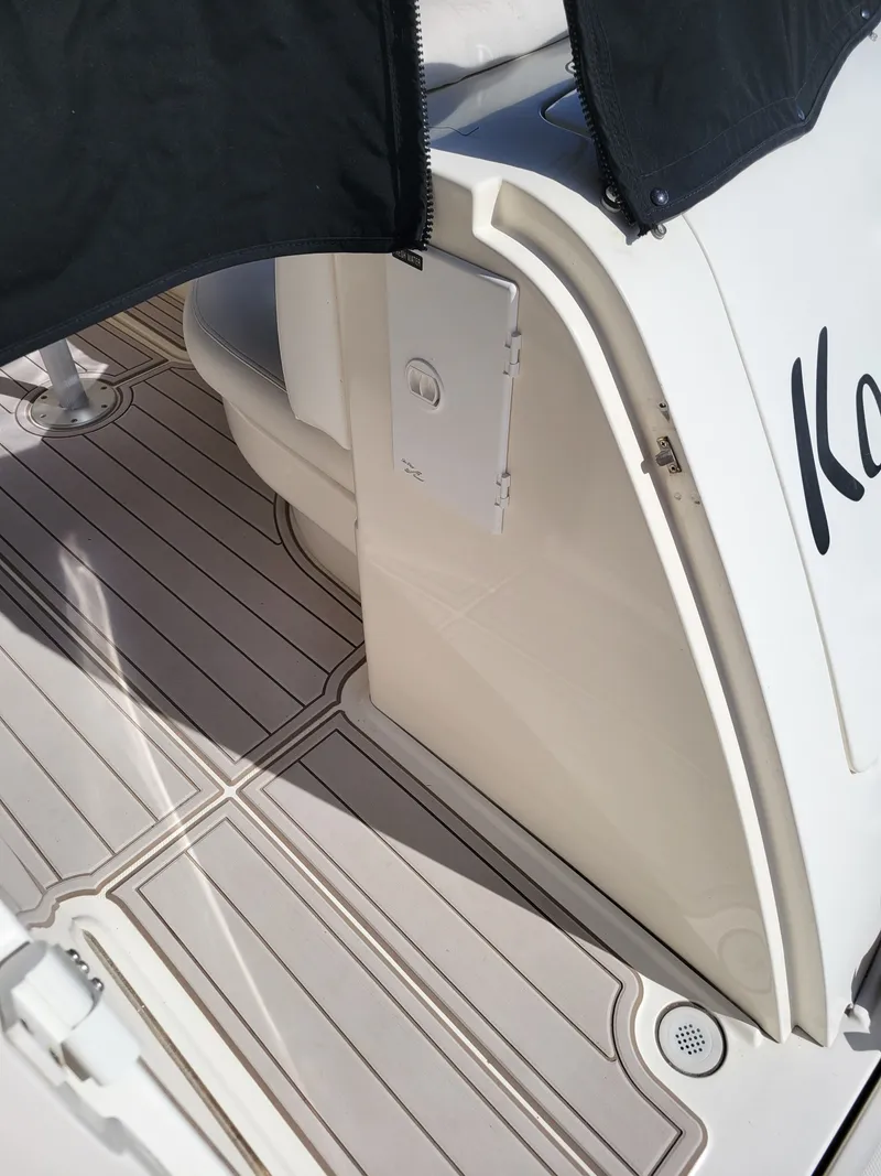 Slide: The Image of Sea Ray Sundancer 2008 - 80