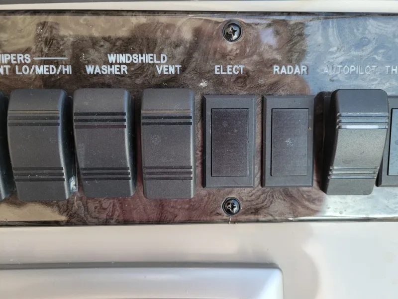 Slide: The Image of Sea Ray Sundancer 2008 - 88