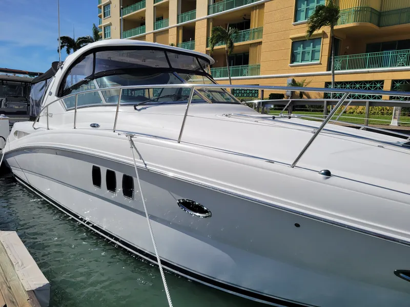 Slide: The Image of Sea Ray Sundancer 2008 - 9