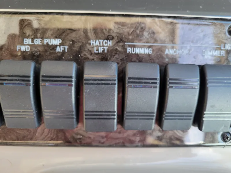 Slide: The Image of Sea Ray Sundancer 2008 - 90