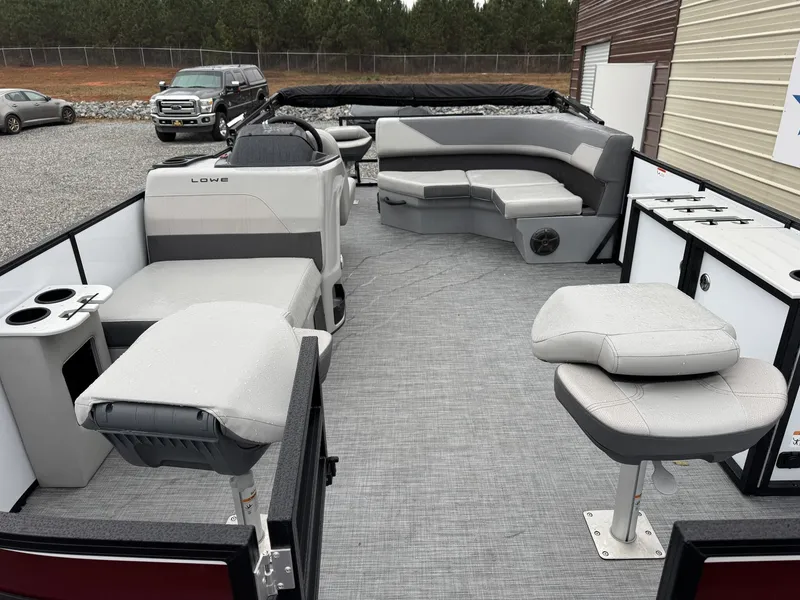 Slide: The Image of Lowe LF 194 2026 - 5