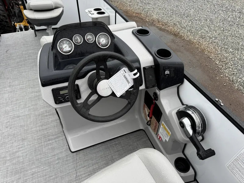 Slide: The Image of Lowe LF 194 2026 - 4