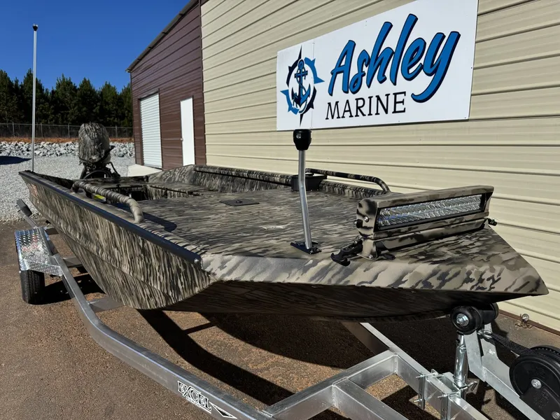 Slide: The Image of Excel 1751 Viper F4 2026 - 2