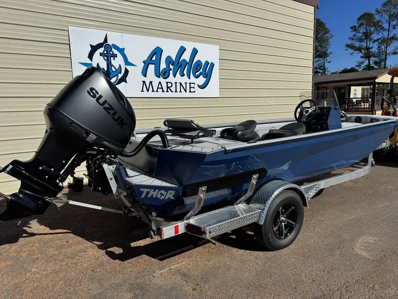 Slide: The Image of Thor Lake Hammer 1900 SC 140HP 2026 - 6