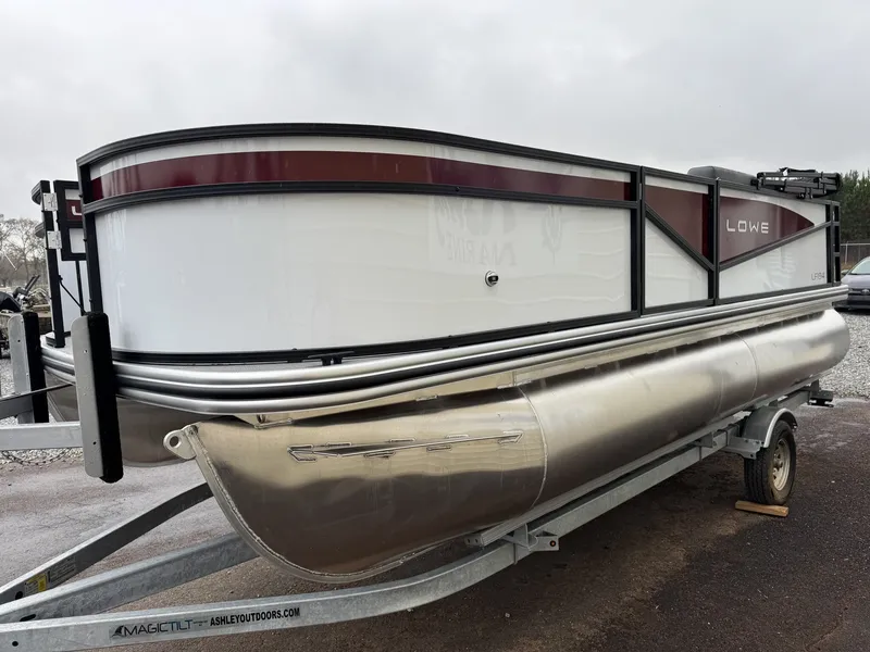 Slide: The Image of Lowe LF 194 2026 - 8