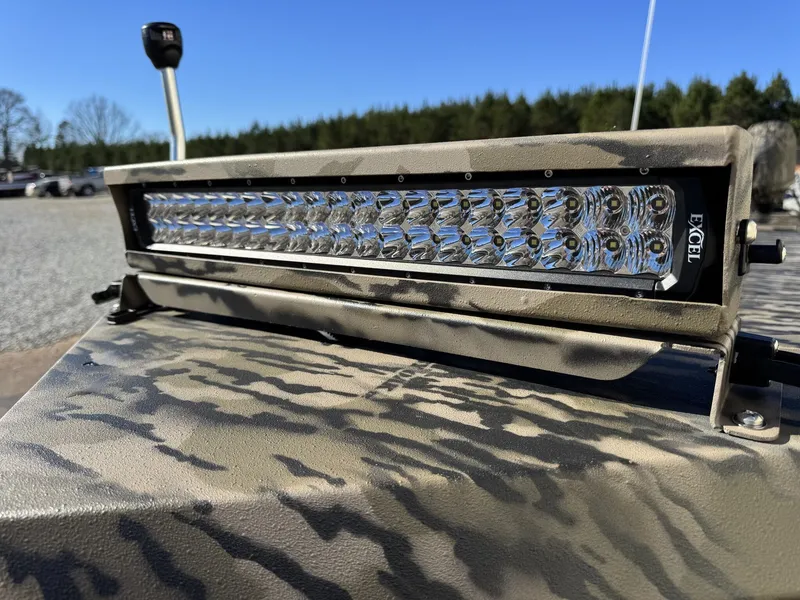 Slide: The Image of Excel 1751 Viper F4 2026 - 3