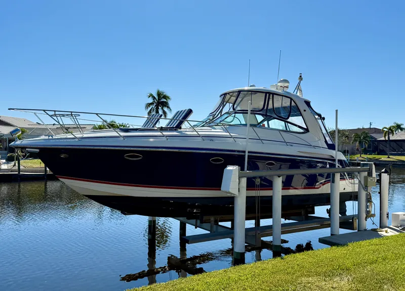 Slide: The Image of Formula 37 Performance Cruiser 2008 - 3