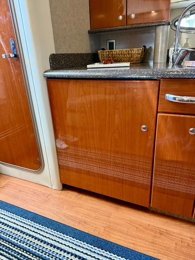 Slide: The Image of Formula 37 Performance Cruiser 2008 - 33