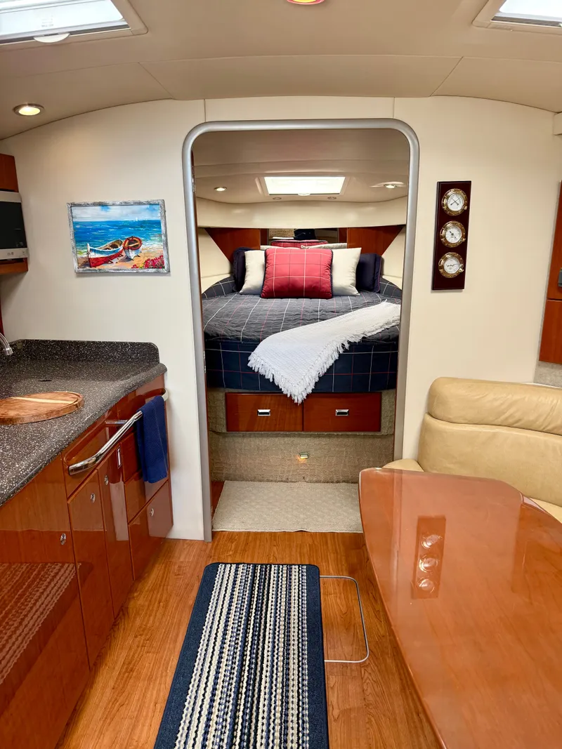 Slide: The Image of Formula 37 Performance Cruiser 2008 - 39