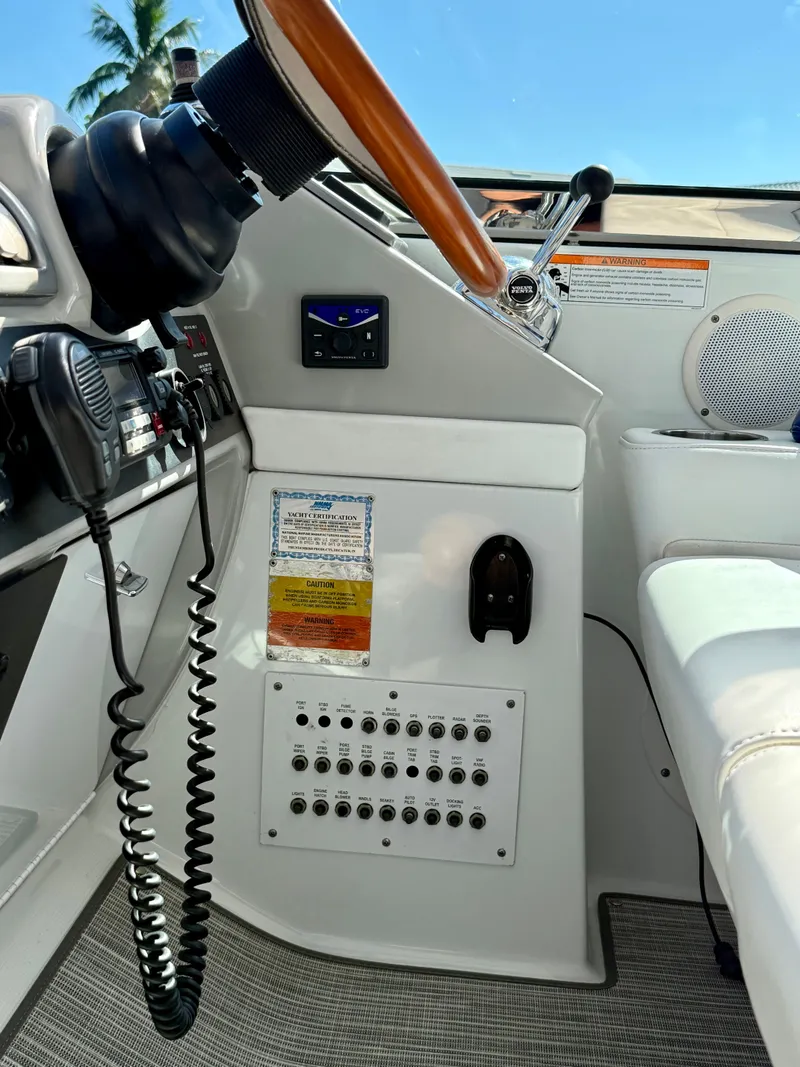 Slide: The Image of Formula 37 Performance Cruiser 2008 - 77