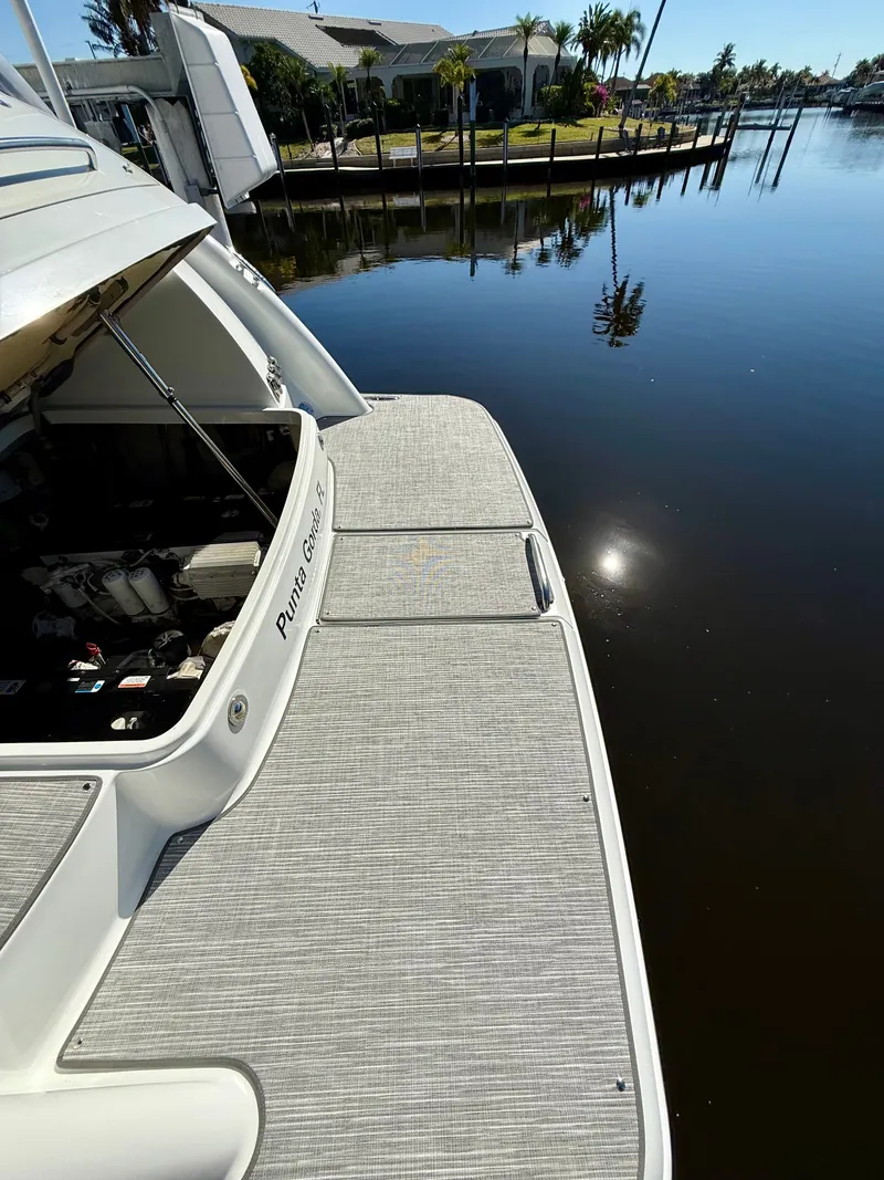 Slide: The Image of Formula 37 Performance Cruiser 2008 - 92