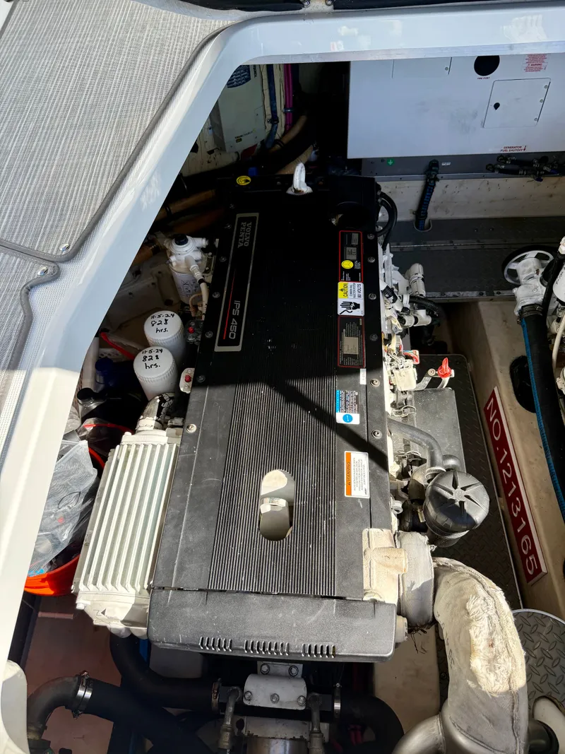 Slide: The Image of Formula 37 Performance Cruiser 2008 - 96