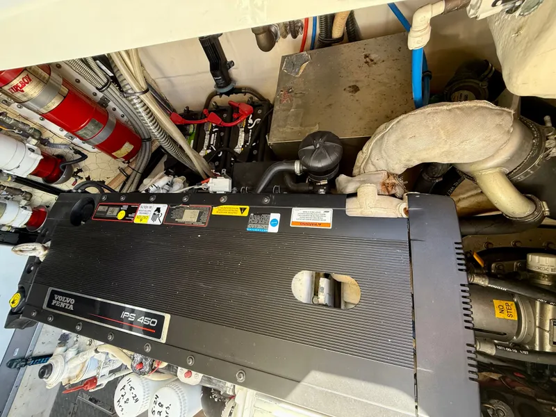 Slide: The Image of Formula 37 Performance Cruiser 2008 - 99