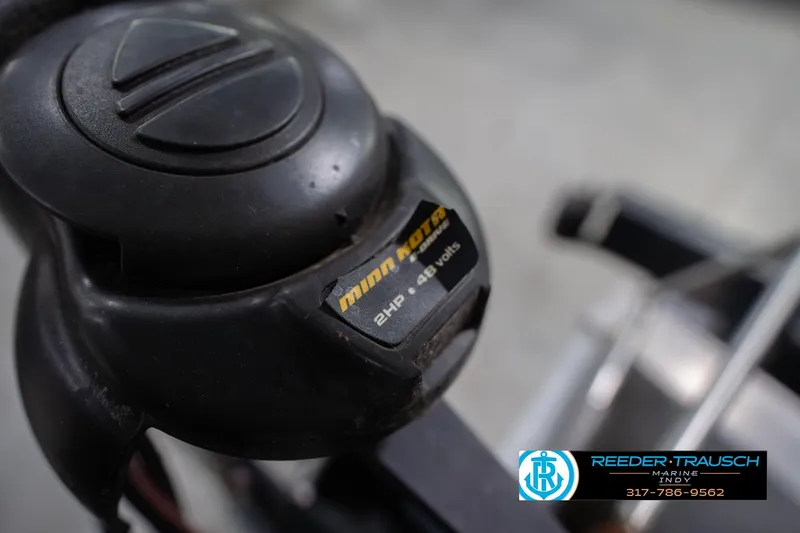 Slide: The Image of Close-up of Minn Kota motor on 2009 Sylvan 818 Mirage Fish boat. - 48