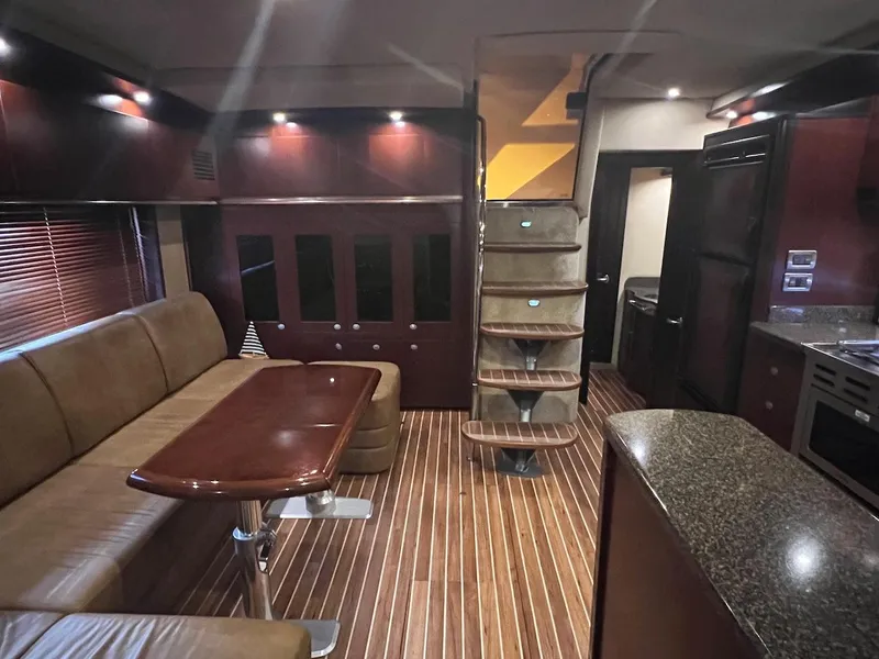 Slide: The Image of Interior of 2006 Sea Ray 48 Sundancer yacht. - 46