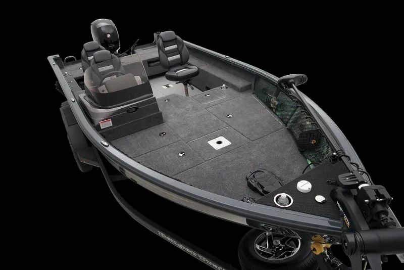 Slide: The Image of 2026 Ranger VS1882SC Reata boat livewell interior with plumbing fixtures. - 14