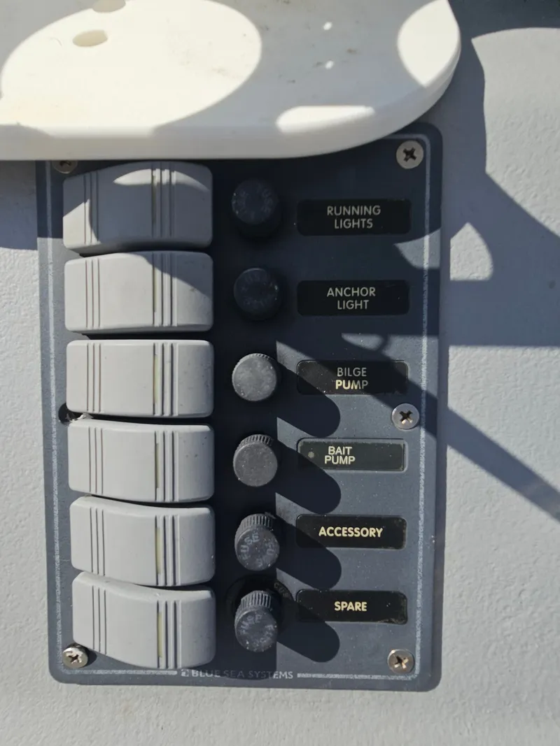 Slide: The Image of Aquasport 222 Center Console 1974 - 23