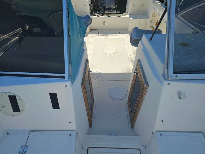 Slide: The Image of Interior of a 1990 Hydra-Sports 2000 DC boat. - 11
