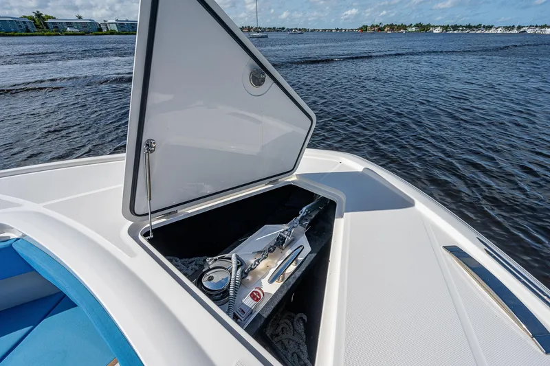 Slide: The Image of Gulf 52 2021 - 53