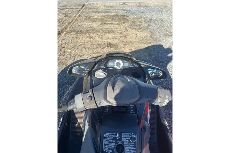 Slide: The Image of 2014 Yamaha WaveRunner FX Cruiser SVHO dashboard view, showcasing controls and display. - 9