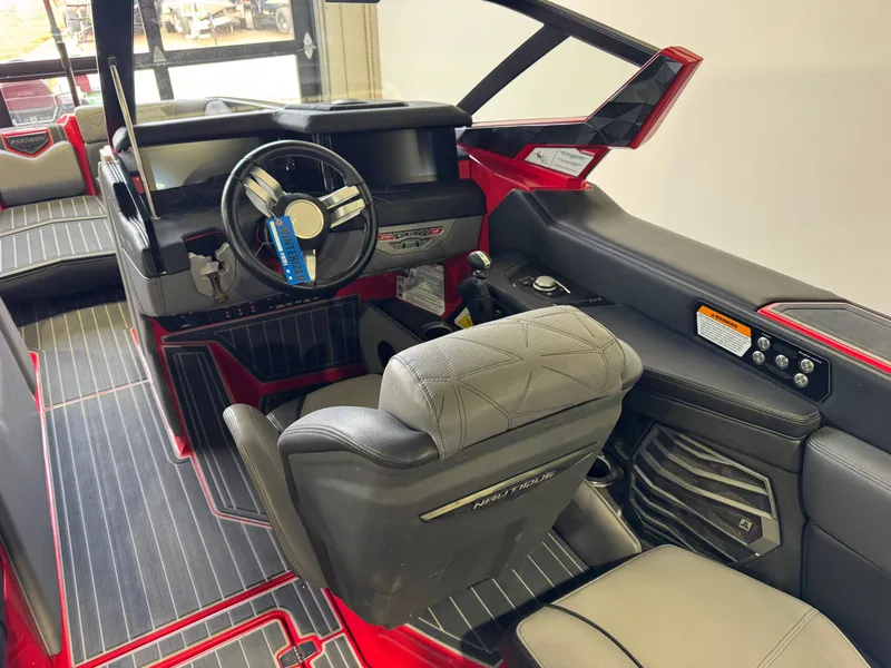 Slide: The Image of Nautique Super Air Nautique G23 Paragon 2021 - 26