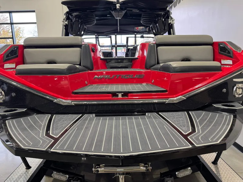 Slide: The Image of Nautique Super Air Nautique G23 Paragon 2021 - 7