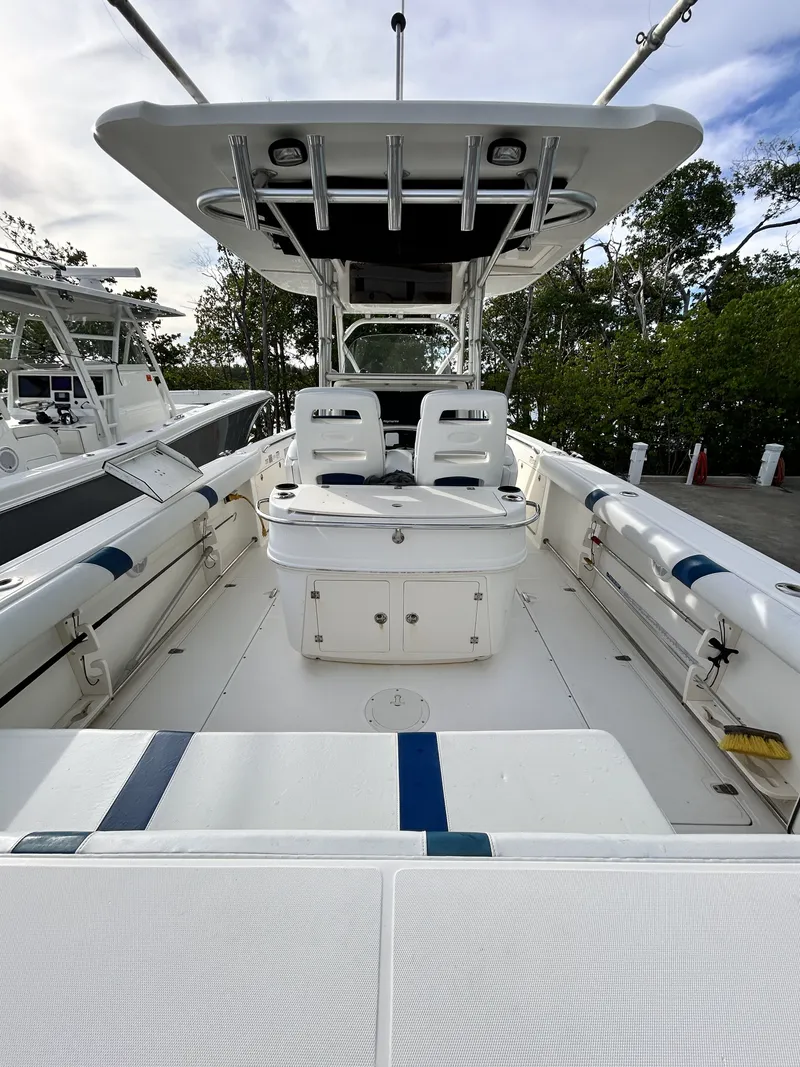 Slide: The Image of Boston Whaler 320 Outrage 2006 - 17
