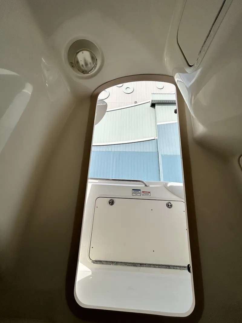 Slide: The Image of Boston Whaler 320 Outrage 2006 - 31