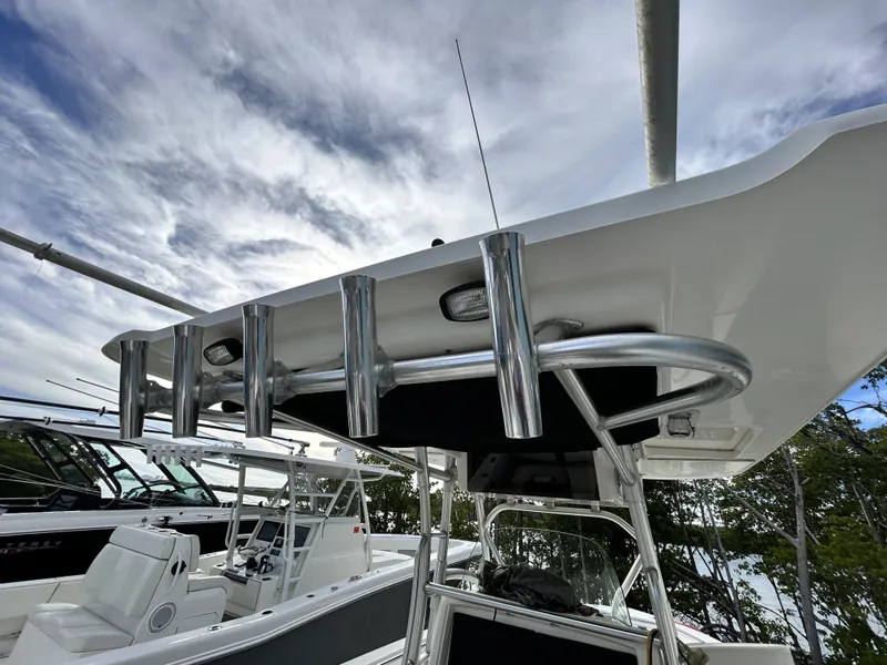Slide: The Image of Boston Whaler 320 Outrage 2006 - 6