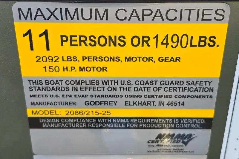 Slide: The Image of Sweetwater 2086 CRUISE 2026 boat capacity label: 11 persons or 1490 lbs, 150 HP motor. - 8