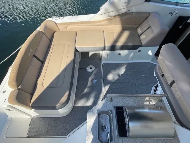 Slide: The Image of Sea Ray Sundancer 310 2016 - 3